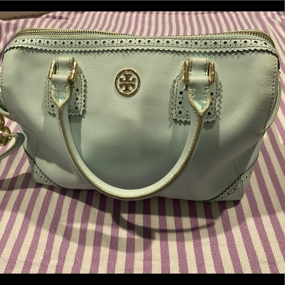 Tory Burch Handbags - Mint green Tory Burch Robinson Tote